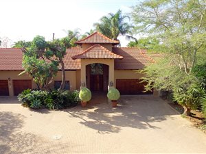 5 Bed House in Carlswald Estate