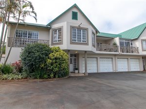 3 Bed Duplex in Sunningdale
