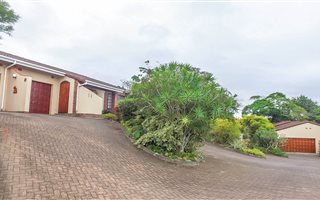 3 Bedroom Townhouse in Umtentweni