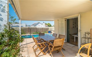 4 Bedroom House in Meadowridge