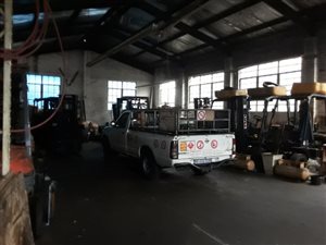 900 m² Industrial space in Sea View