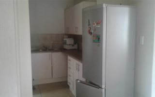 1 Bedroom Garden Cottage in Parkview