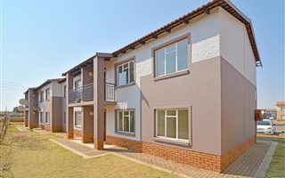 2 Bedroom Apartment in Protea Glen
