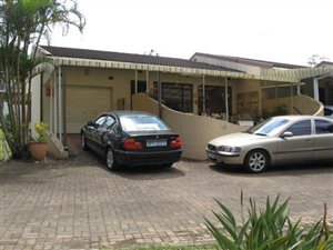 2 Bed Simplex in Uvongo