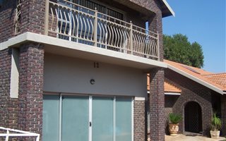 5 Bedroom House in Sunair Park