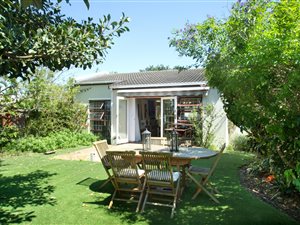 3 Bed House in Constantia