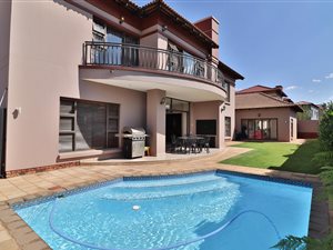 4 Bed House in Meyersdal