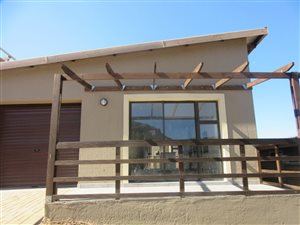 2 Bed House in Island View