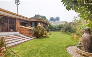 4 Bedroom House in Bergsig