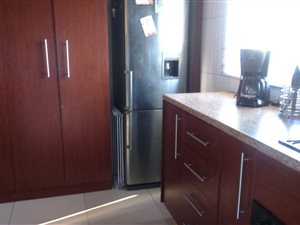 3 Bed House in Klippoortje
