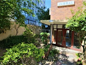 Studio Apartment in Rosebank