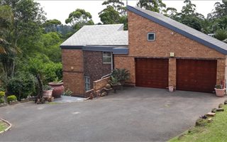7 Bedroom House in Chiltern Hills