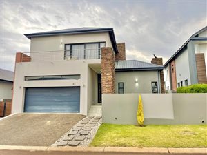 5 Bed House in Louwlardia