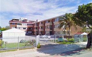 1 Bedroom Apartment in St Georges Park