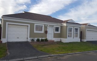 2 Bedroom House in West Beach