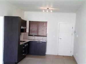 2 Bed Apartment in Dainfern