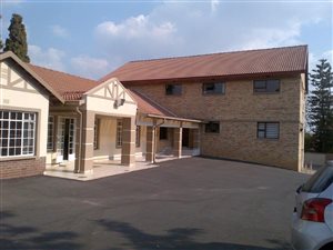 1 Bed Apartment in Morningside Manor