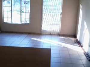 2 Bed Apartment in Ravenswood