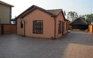 3 Bedroom House in Rosslyn