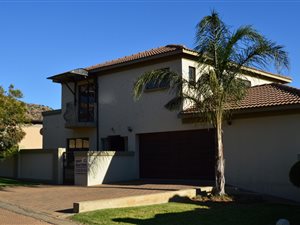 4 Bed House in Pinehaven