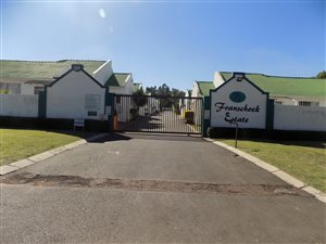 3 Bed Cluster in Albemarle