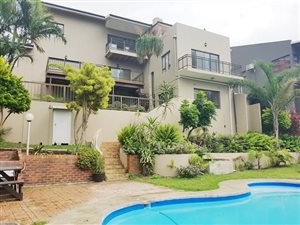 5 Bedroom House in Blythedale Beach