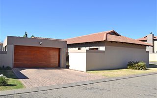 4 Bedroom House in Rynsoord