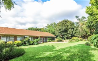 4 Bedroom House in La Montagne