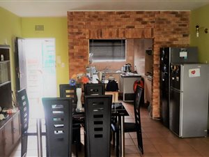 2.5 Bed Apartment in Dinwiddie