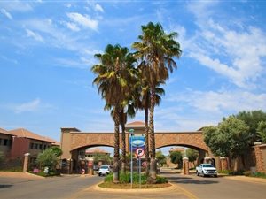878 m² Land available in Silverwoods Country Estate
