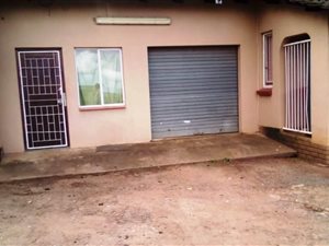 5 Bed House in Melmoth