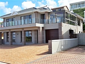 4 Bed House in Tergniet