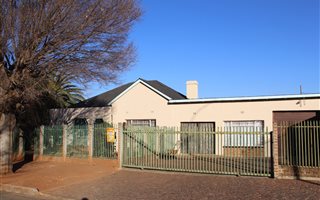 5 Bedroom House in Anzac
