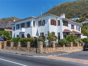 11 Bed House in St James