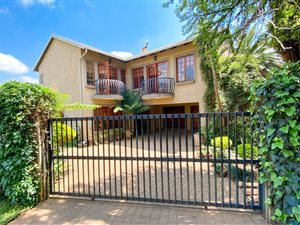5 Bed House in Rooihuiskraal North