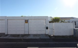 3 Bedroom House in Marina Da Gama