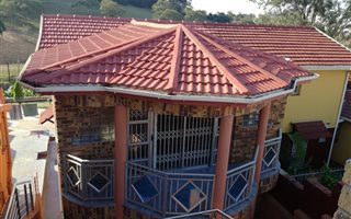 3 Bedroom House in Risecliff