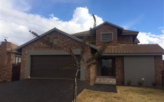 3 Bedroom House in Roodeplaat