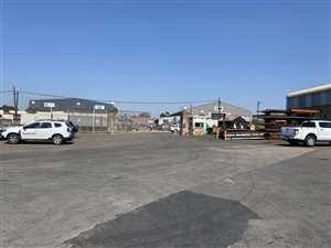 265 m² Industrial space in Waterfall