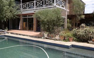 4 Bedroom House in Zeekoevlei