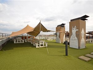 1 Bed Townhouse in City & Suburban (Maboneng)