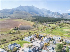 500 m² Land available in La Pastorale