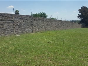 8565 m² Land available in President Park