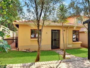 2 Bed Townhouse in Edenburg