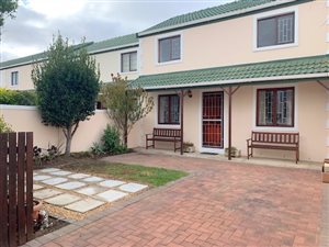 2 Bed Townhouse in Heritage Park