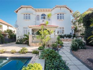 3 Bed House in Essenwood