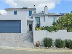 3 Bed House in Steynsrust