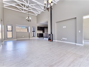 3 Bed House in Copperleaf