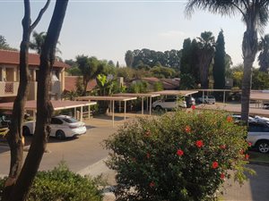 2 Bed Apartment in Lakefield