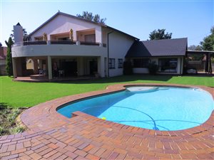 4 Bed House in Brackenhurst
